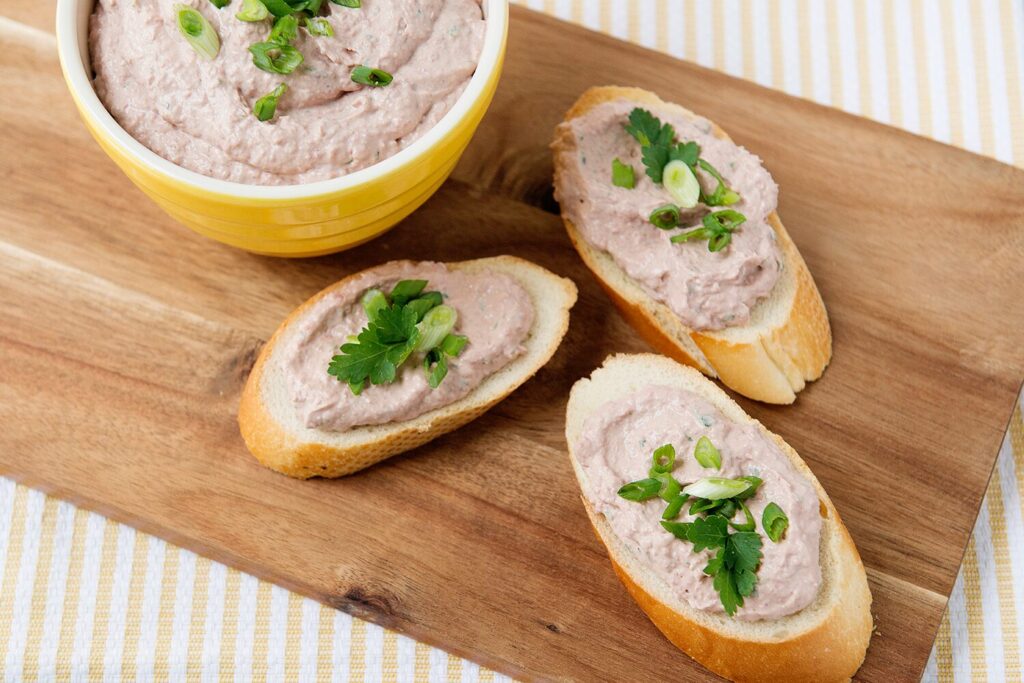 Creamy Braunschweiger Dip