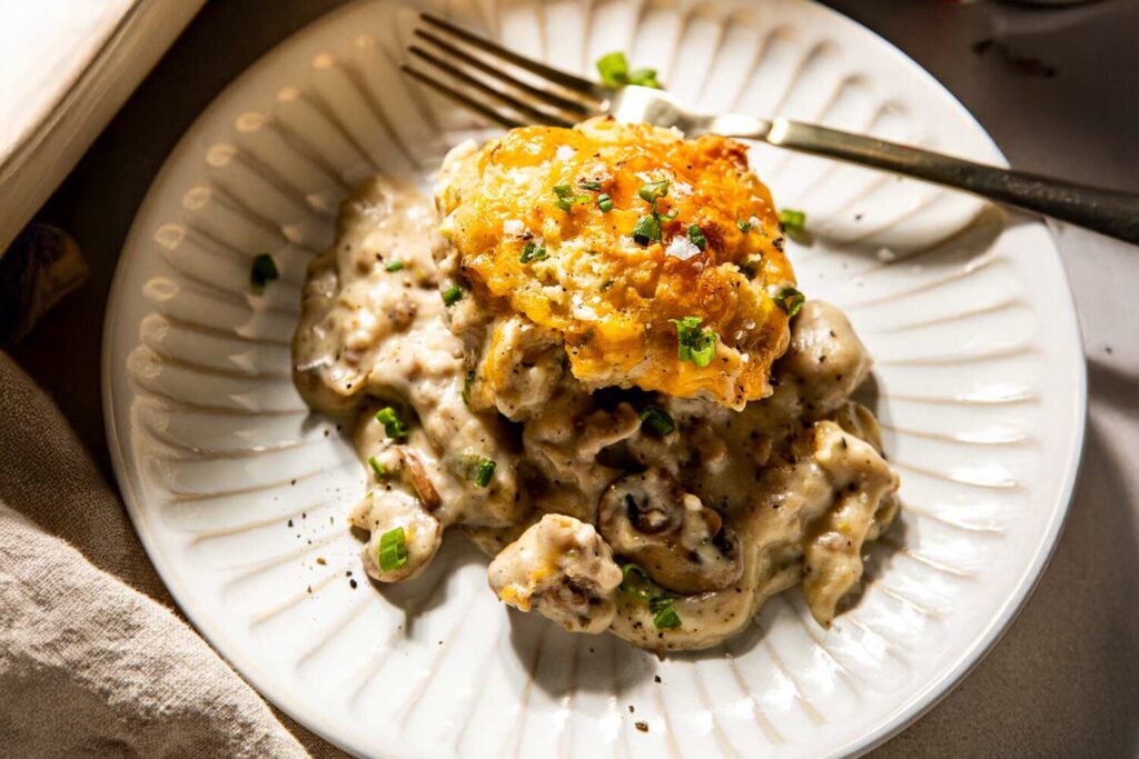 Biscuits & Sausage Gravy Casserole